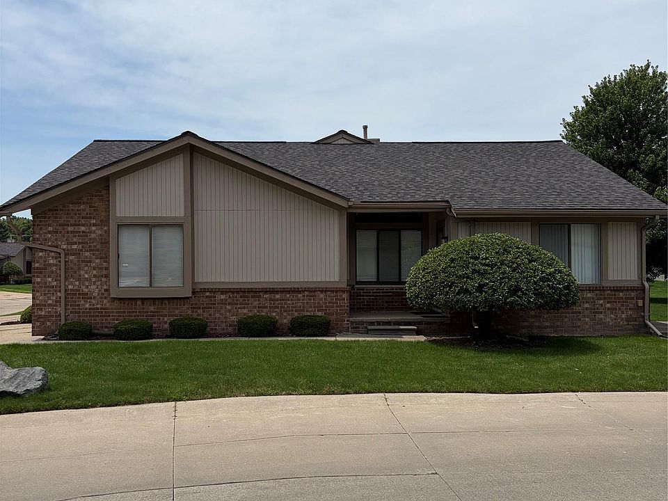 1st image of 38763 Windmill Pointe N