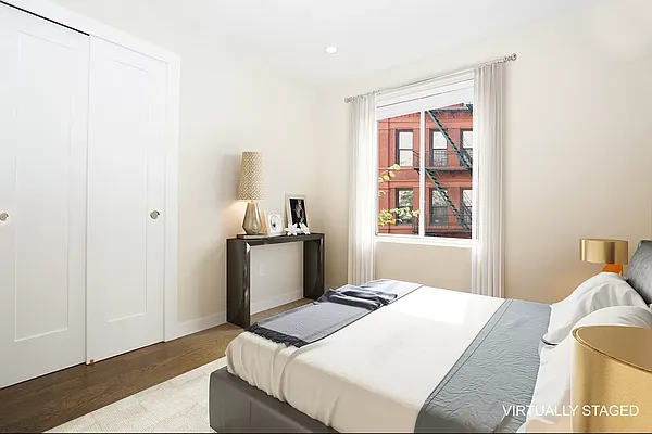 Rented by REAL New York | media 4