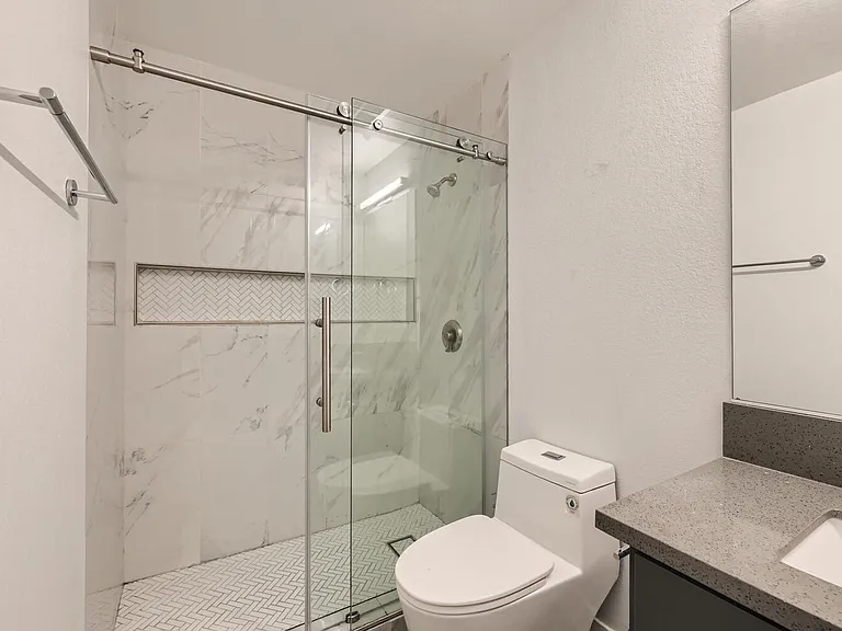 2153 Jasper Bluff St #201 — Photo 17