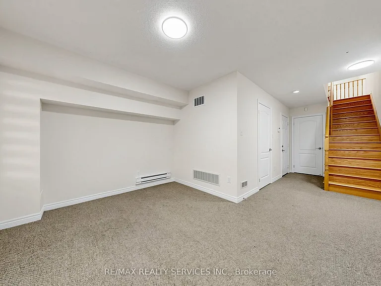 19 Sea Drifter Cres — Photo 45