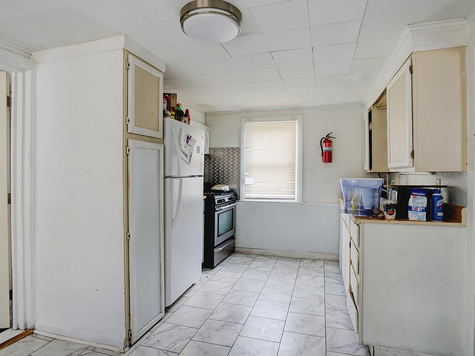 4 bed, 1422 sqft, $2,600 — Photo 4