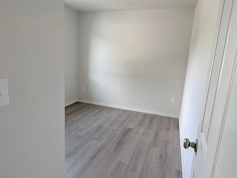 4301 N Torrez Ln — Photo 23