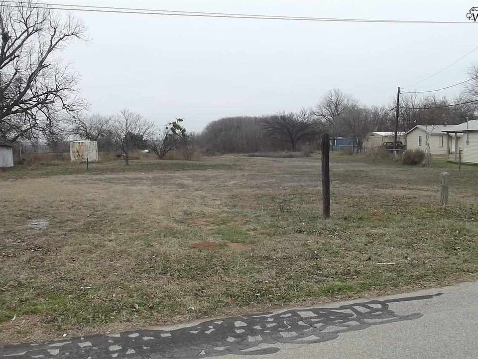 1st image of 708 Avenue F