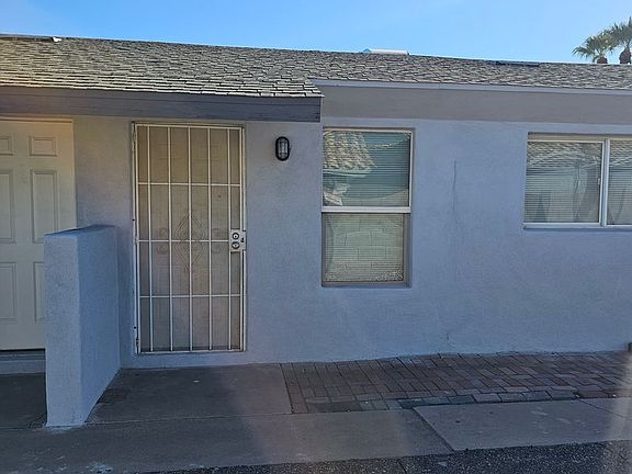 2nd image of 2238 E Polk St #10