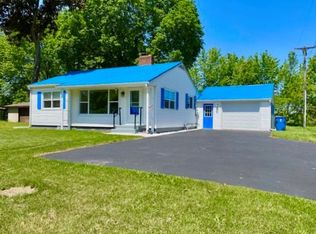 4002 W Lincolnway, Sterling, IL 61081
