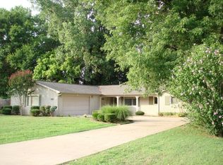 528 Riverview Dr, Norfork, AR 72658