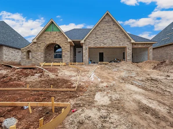 12801 Cobblestone Curve Rd, Oklahoma City, OK 73142
