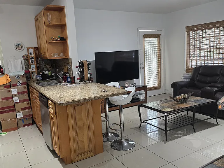 640 Pennsylvania Ave #11 — Photo 6