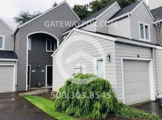 5225 Jean Rd APT 504, Lake Oswego, OR 97035