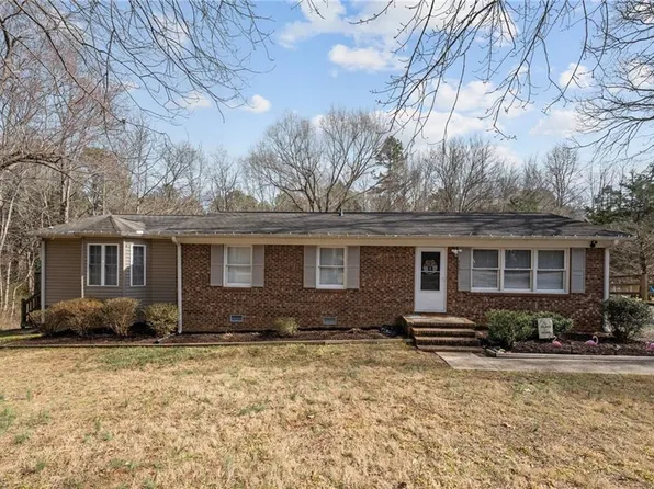 5403 Woodlane Dr, Julian, NC 27283