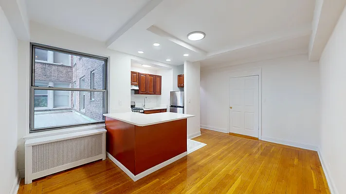 Rented by Bond New York | media 1
