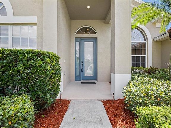 2nd image of 323 Blue Stone Cir