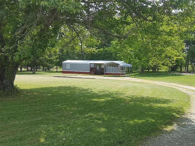 853 Lovejoy Rd — Photo 1