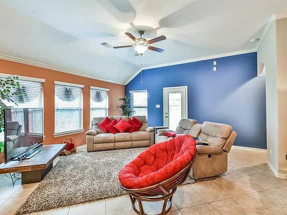 4th image of 17914 Sulgrave Dr