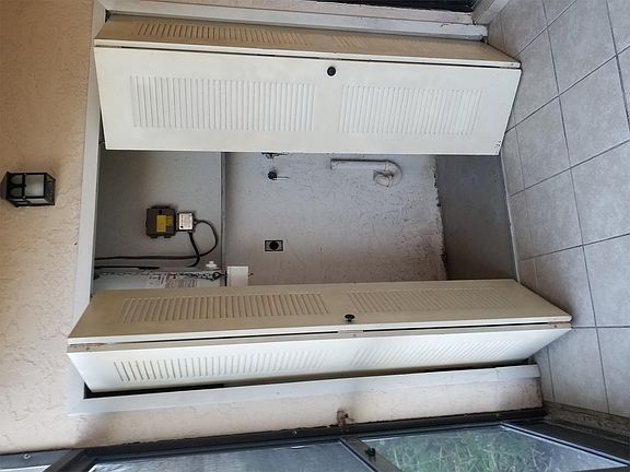 4th image of 3801 Country Club Blvd APT 4
