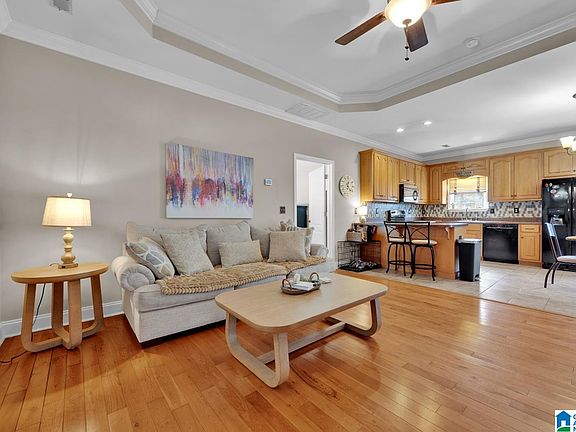 3rd image of 2232 Spring St