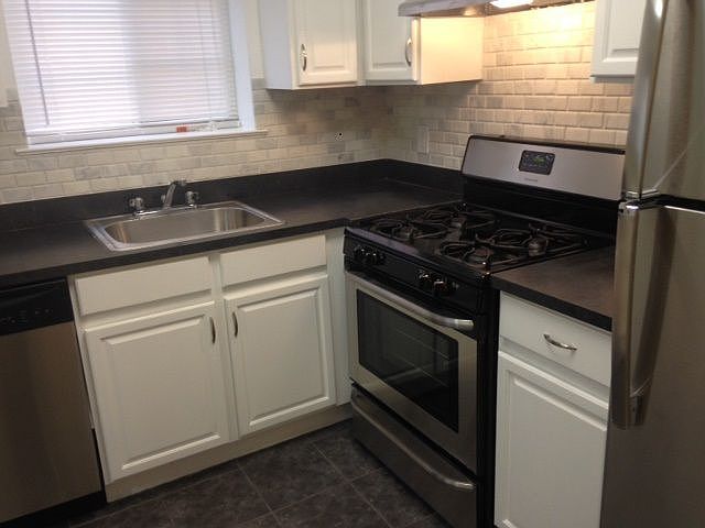 1st image of 4215 212th St APT 1F