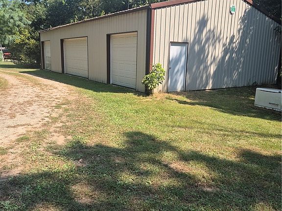 3rd image of 4253 E 2000th Ave