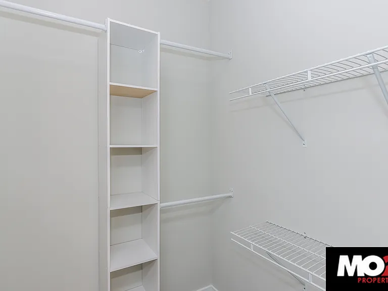 818 N Oakley Blvd #2R — Photo 10