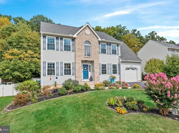 624 Slate Dr, Newark, DE 19702