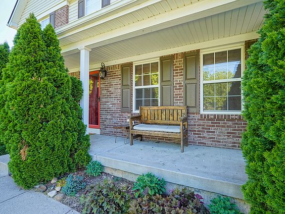 2nd image of 19144 Adriana Ct
