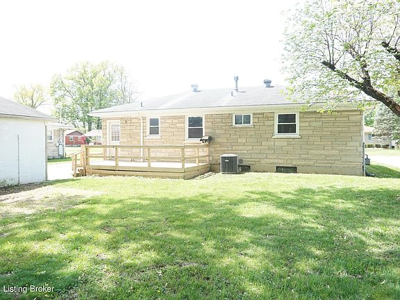 5th image of 8207 Pandorea Dr