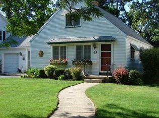 15 Bradnell Ave, Le Roy, NY 14482