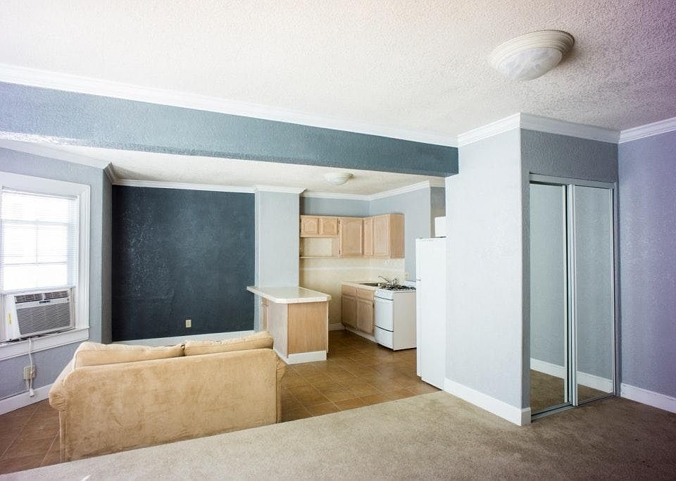 1st image of 1014 10th St #6