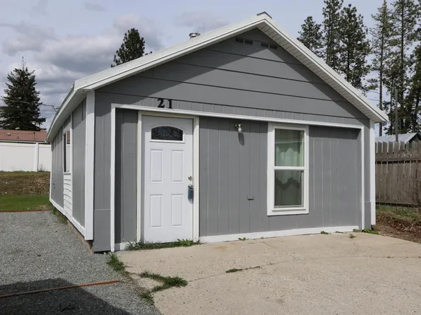 21 E Jefferson Ave, Priest River, ID 83856