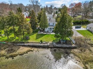 10 Lafayette St, Swansea, MA 02777