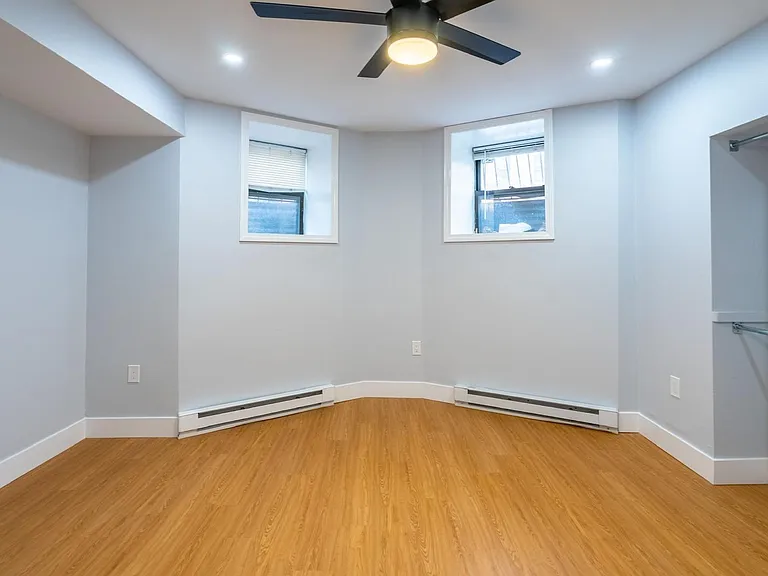 614 Columbus Ave — Photo 10