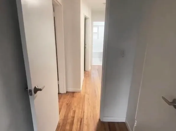 12 College Street image 16 of 21