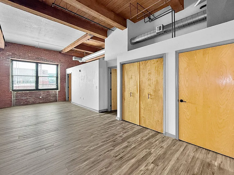 Emery Lofts — Photo 14