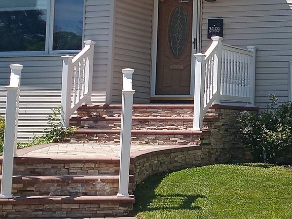 2nd image of 2669 Grayson Drive