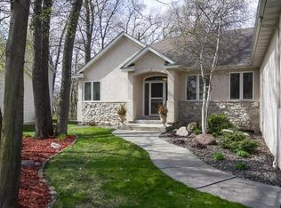 9049 Woodhill Dr, Savage, MN 55378