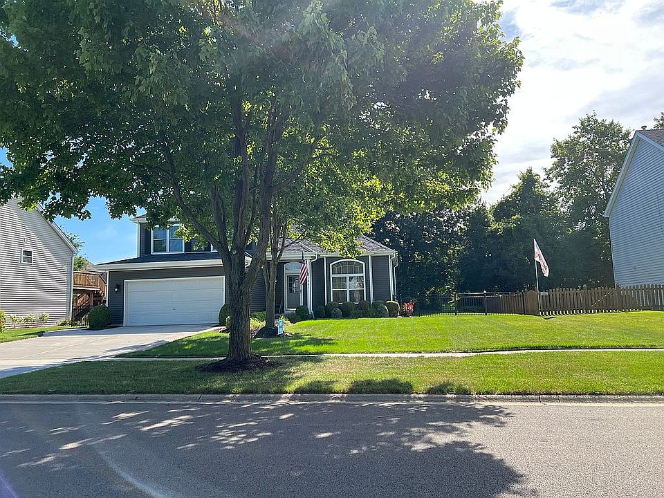 2nd image of 1001 Pinehurst Dr