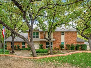 2605 Chinquapin Oak Ln, Arlington, TX 76012