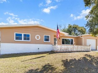 63 S Tyler St, Beverly Hills, FL 34465