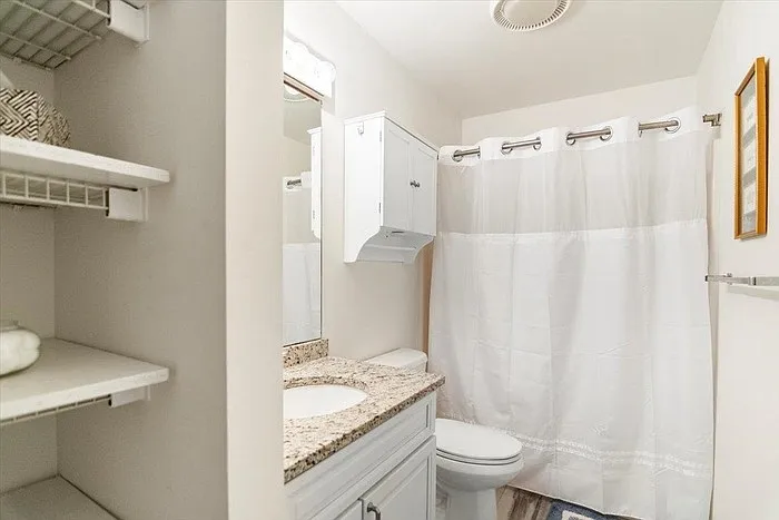 181 Riverside Townhouses Rd #181 — Photo 8