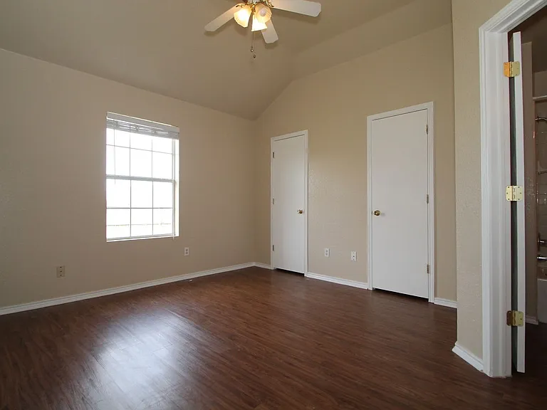3904D Gus Dr — Photo 9