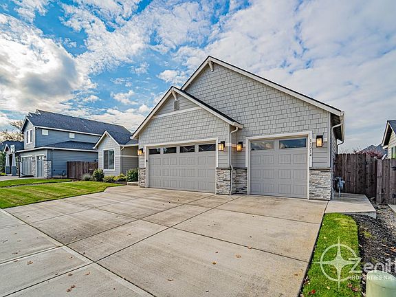 3rd image of 11214 NE 149th Ave
