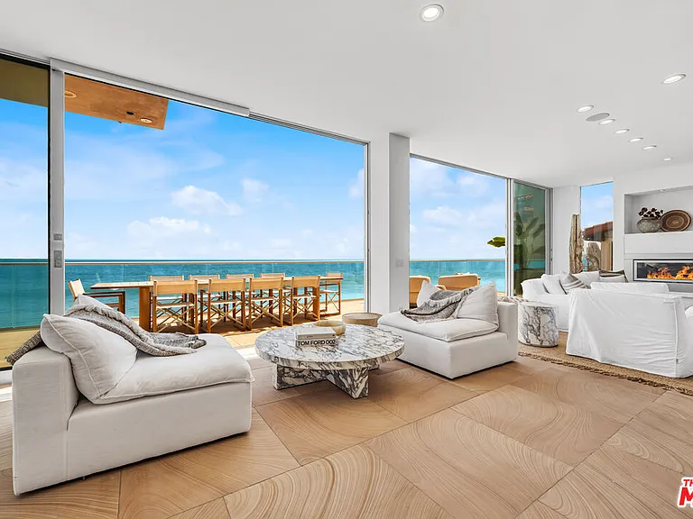 25102 Malibu Rd — Photo 9