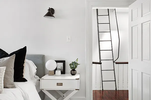 Sold by Compass | media 14