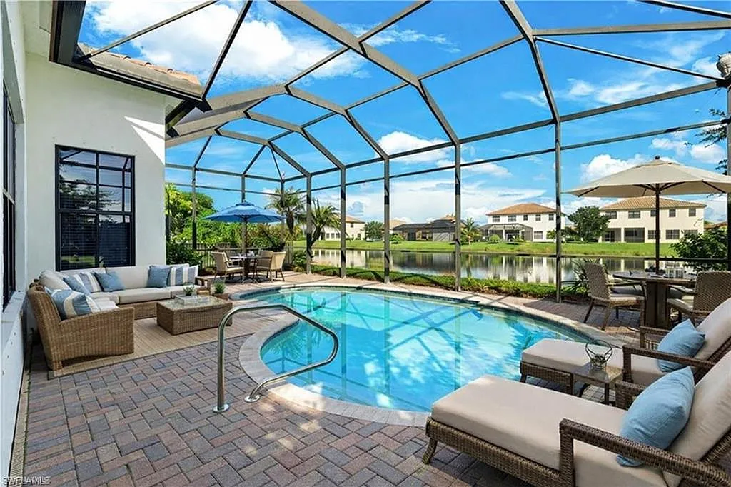 4 bed, 3.0 bath, 2341 sqft, $3,500 — Photo 1