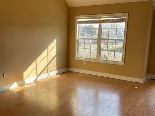 4 bed, 1851 sqft, $1,800 — Photo 4
