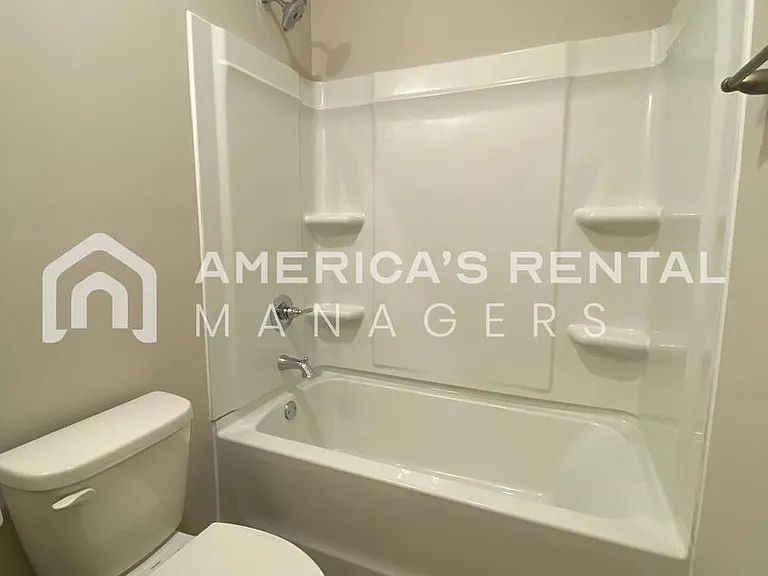225 Avalon Way — Photo 17
