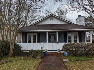 642 Meadow Bend Dr, Baton Rouge, LA 70820