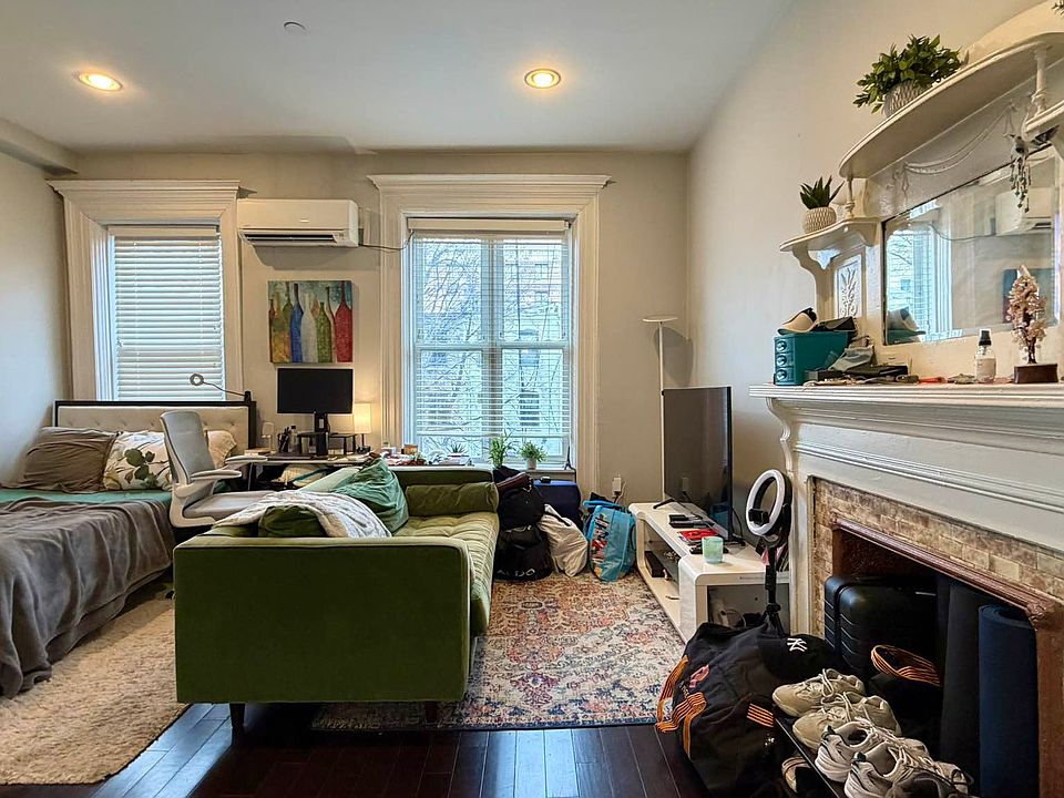 1st image of 537 W 147th St APT 4