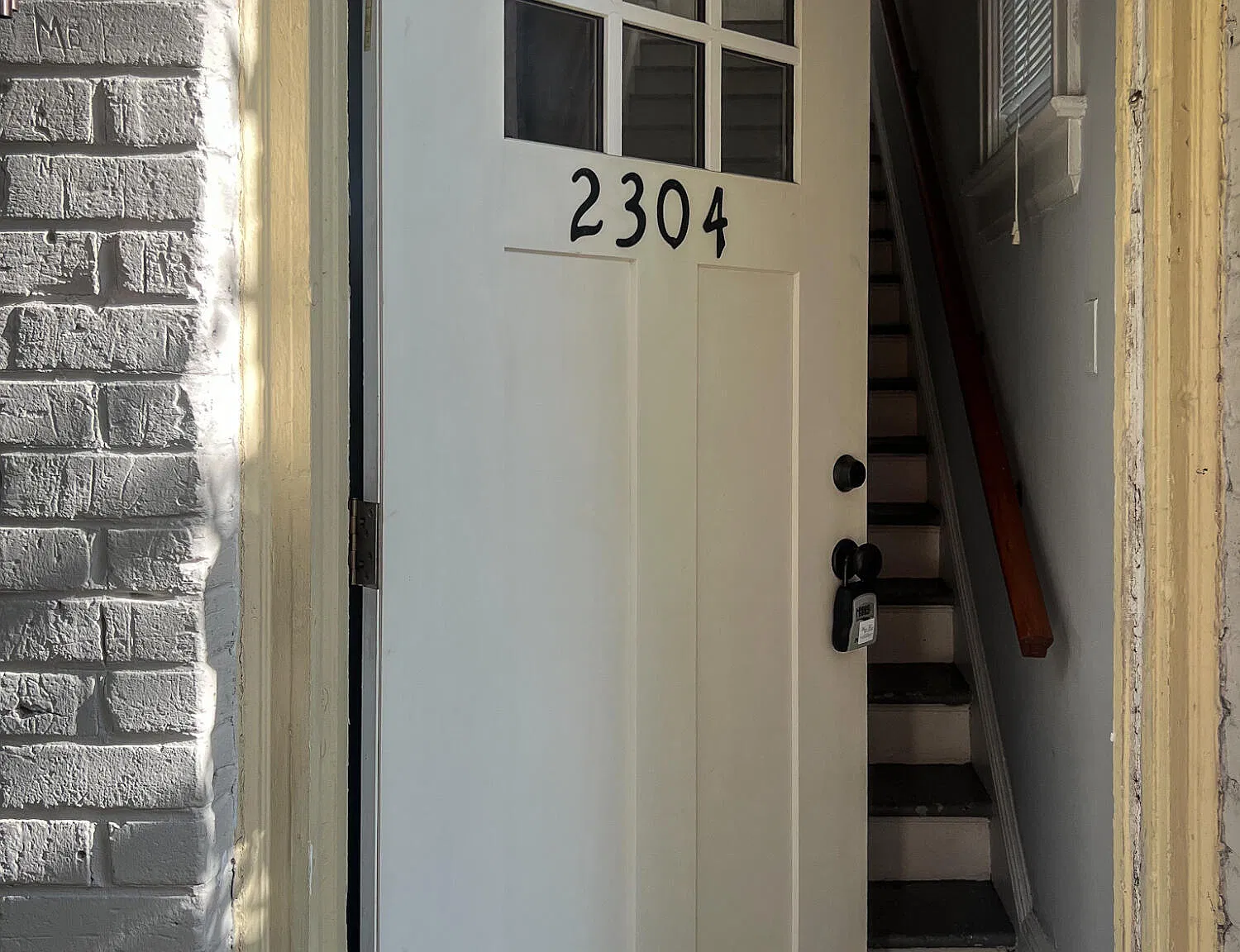 2 bed, 1.0 bath, 1100 sqft, $1,495 — Photo 2
