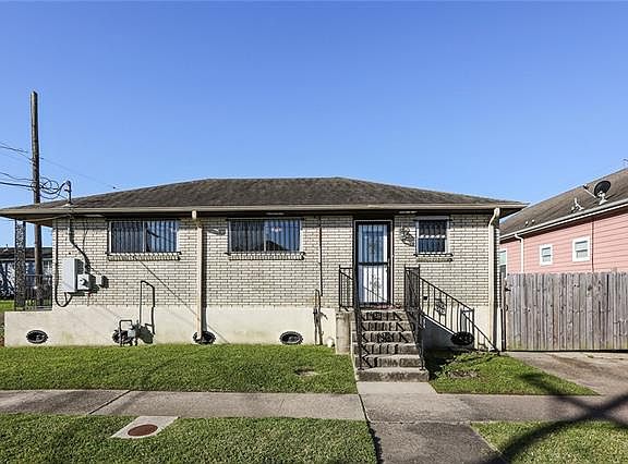3rd image of 2622 Cherry St